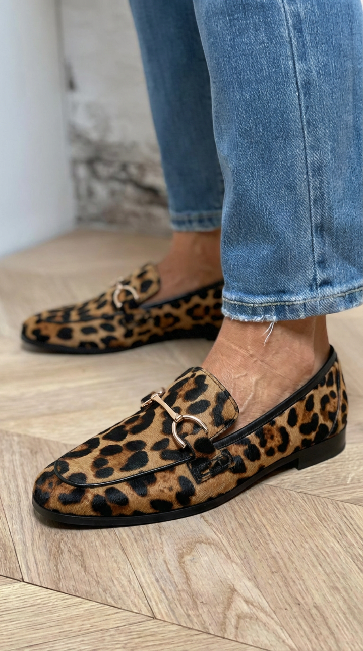 MOCASSINO ANIMALIER CON DETTAGLIO METALLICO